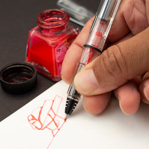 Bolígrafo con cargas de colores