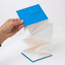 Load image into Gallery viewer, Plegado de serpiente, tamaño cerrado 13x13cm