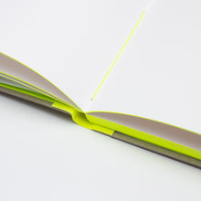 Load image into Gallery viewer, Cuaderno XL, por REBECA ZARZA